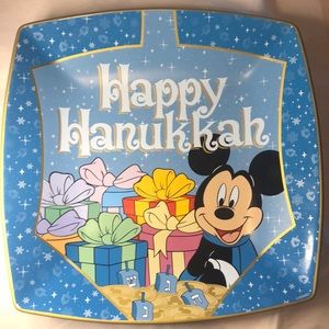 Disney Happy Hanukkah authentic original plate